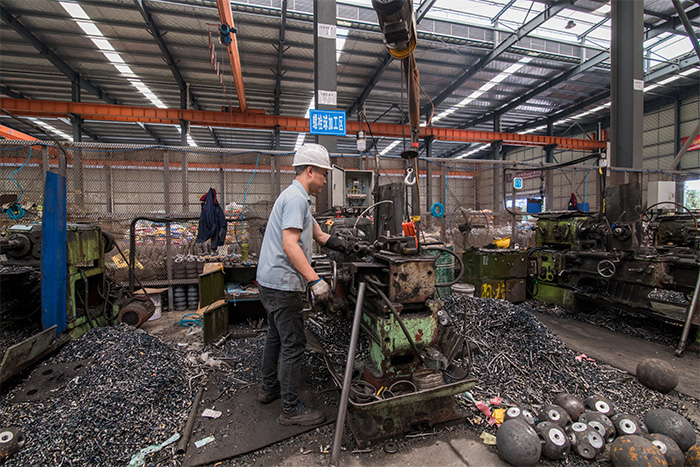 门头沟网架配件-螺栓球加工车间